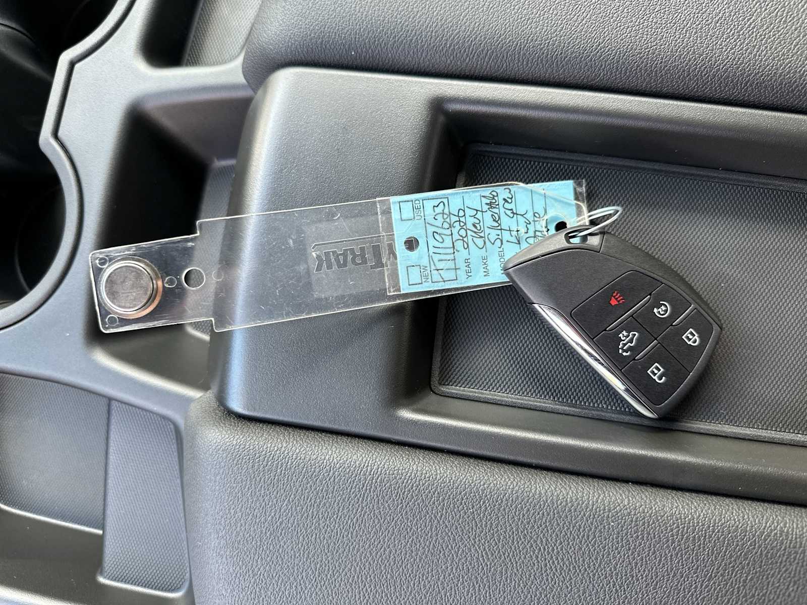 Thumbnail: 2026 Chevrolet Silverado 1500 - 26