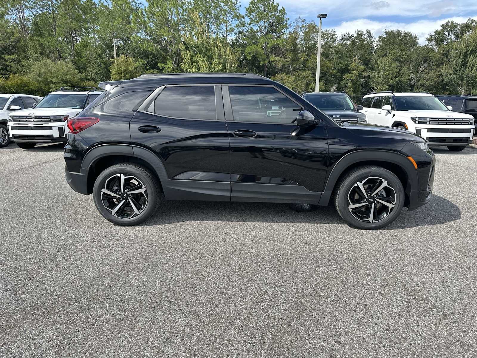 Thumbnail: 2023 Chevrolet TrailBlazer - 7