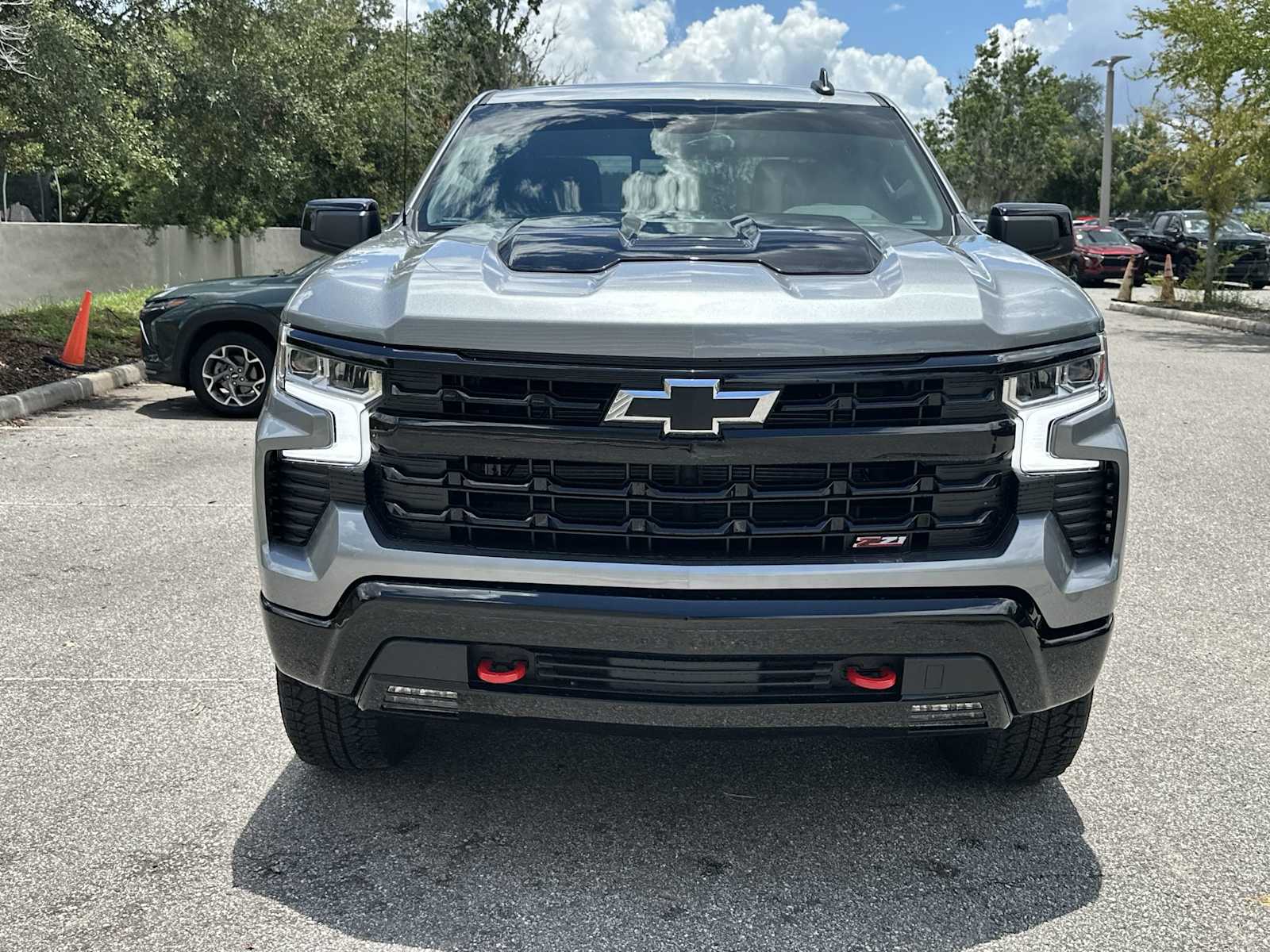 Thumbnail: 2026 Chevrolet Silverado 1500 - 9