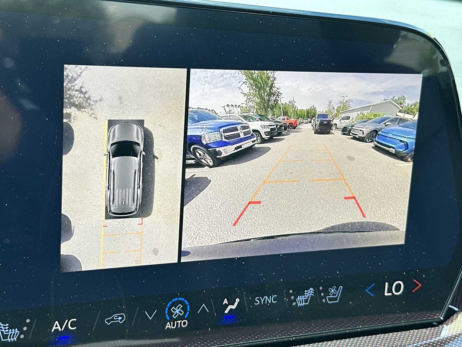 Thumbnail: 2026 Chevrolet Traverse - 22