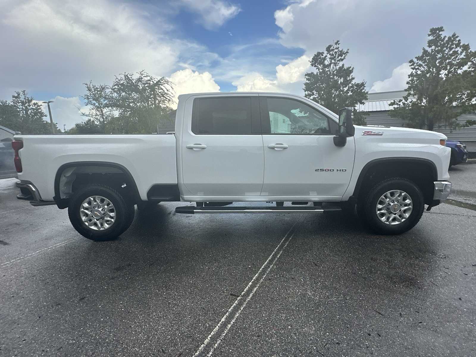 Thumbnail: 2025 Chevrolet Silverado 2500 - 7