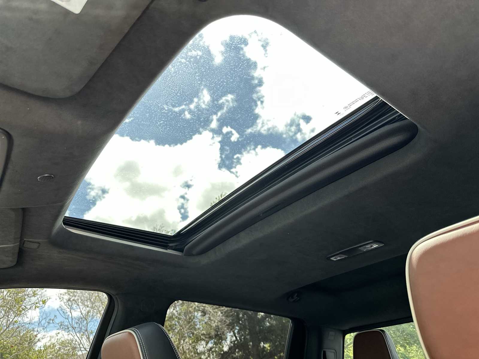 Thumbnail: 2024 GMC Sierra 3500 - 17