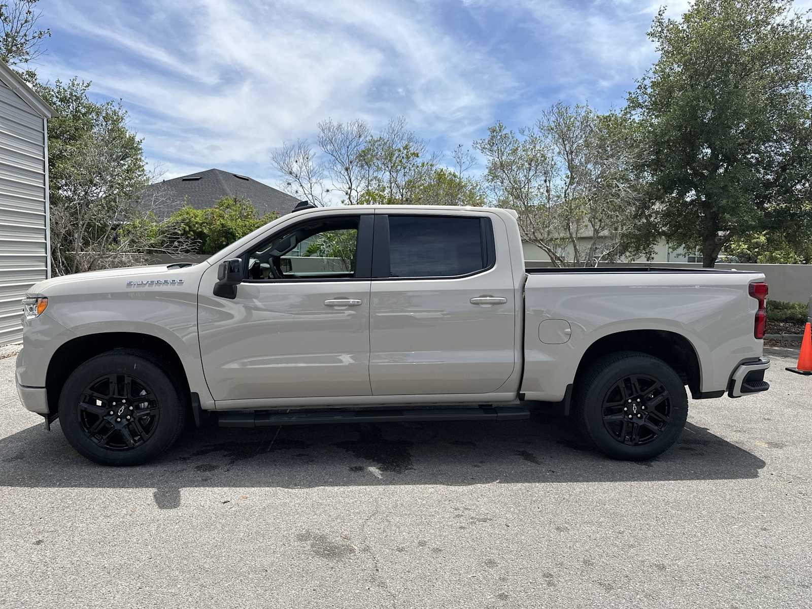 Thumbnail: 2026 Chevrolet Silverado 1500 - 3