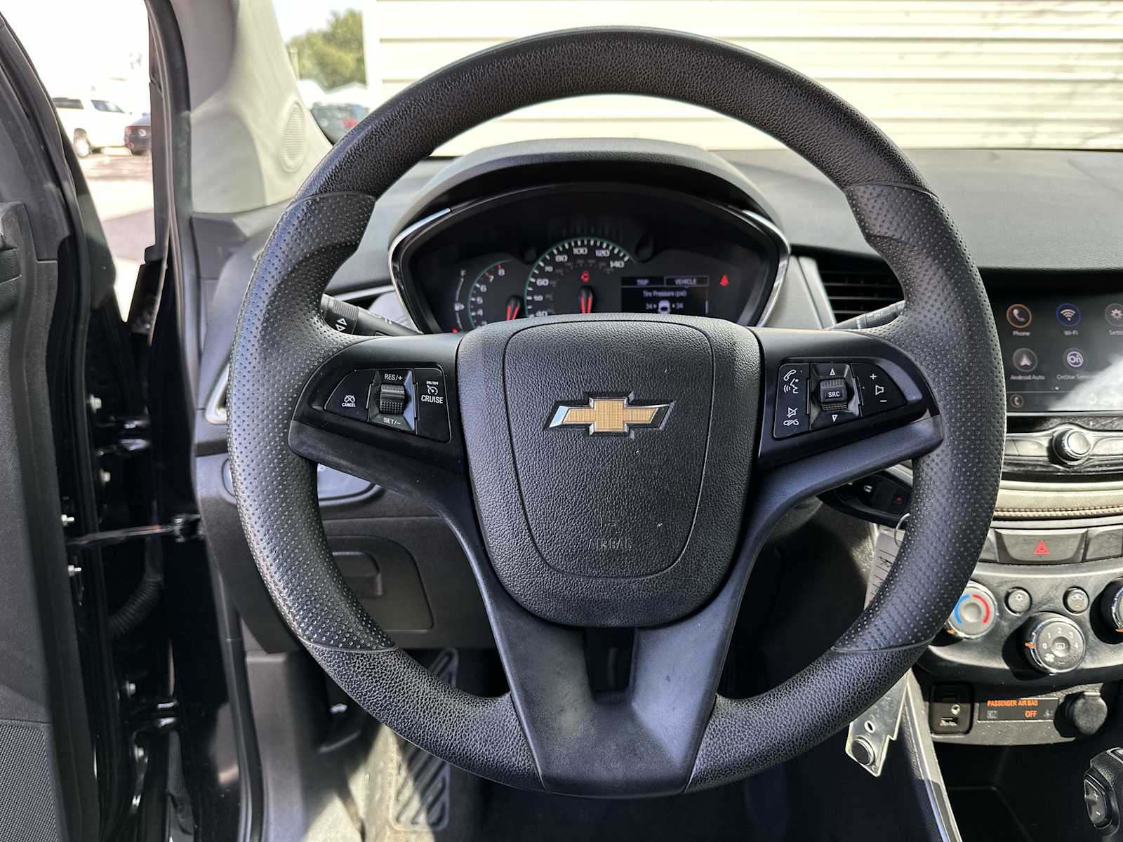 Thumbnail: 2020 Chevrolet Trax - 20