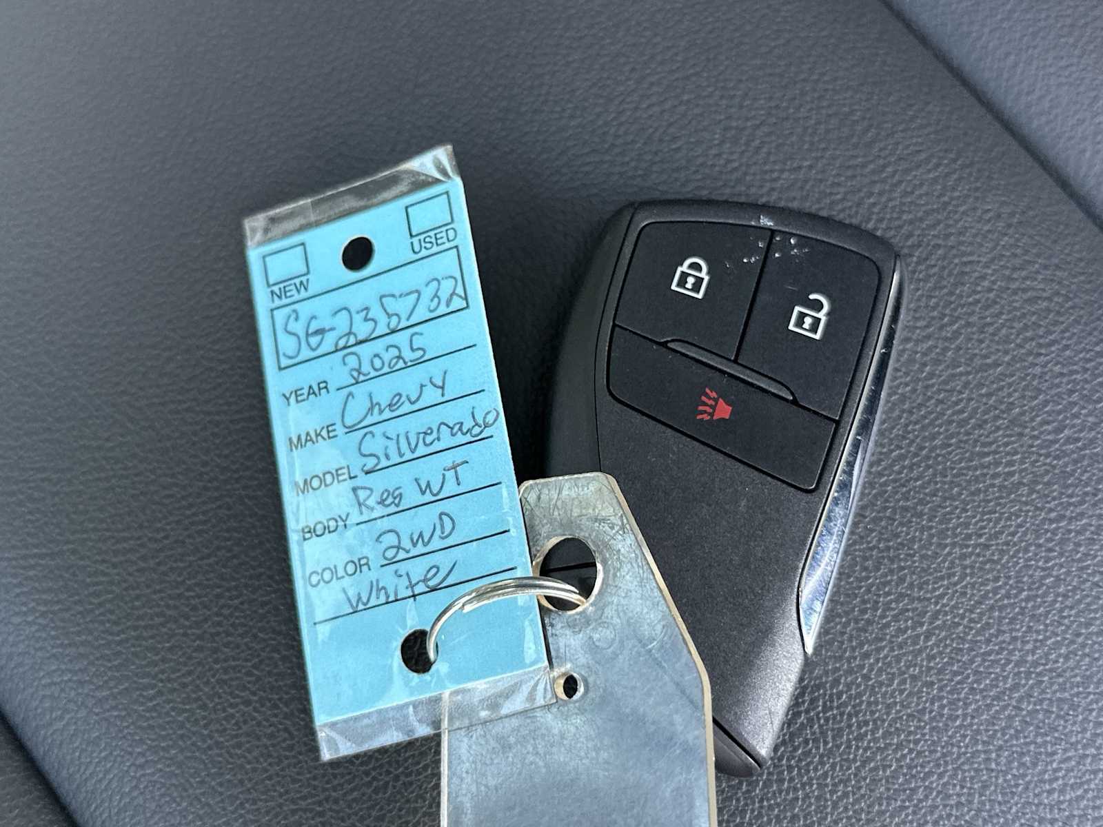 Thumbnail: 2025 Chevrolet Silverado 1500 - 26