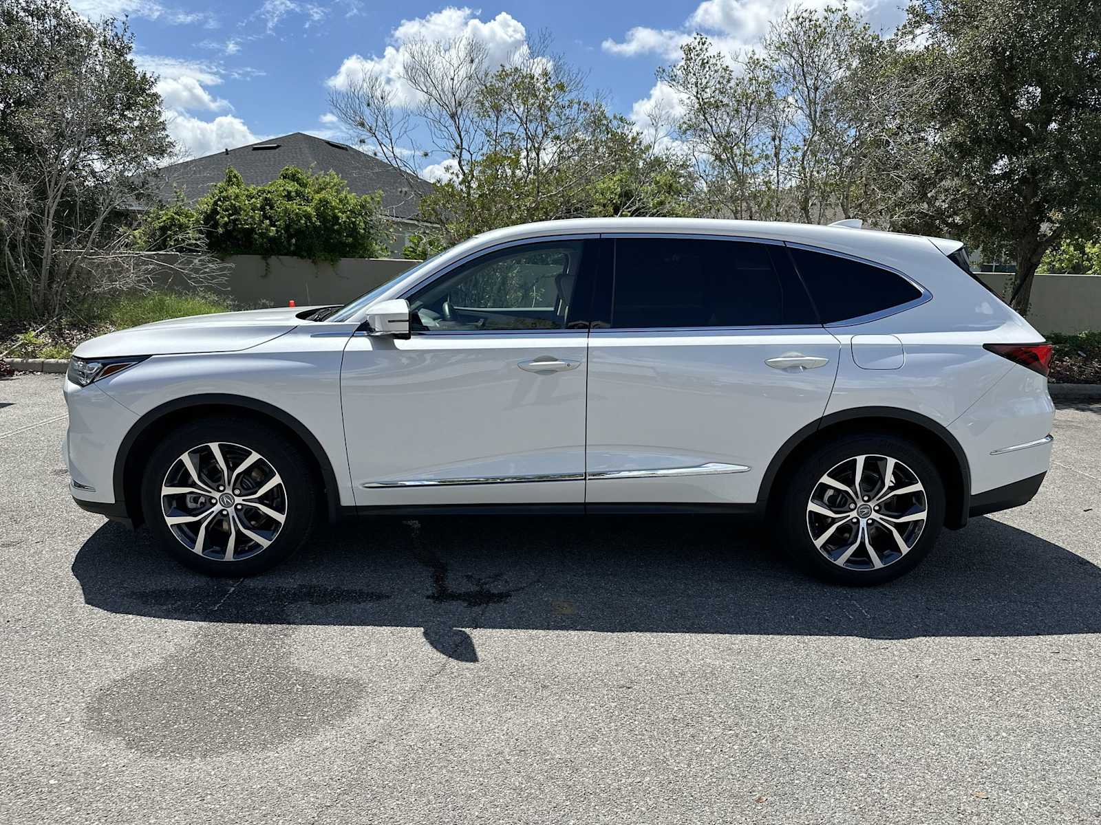 Thumbnail: 2023 Acura MDX - 3