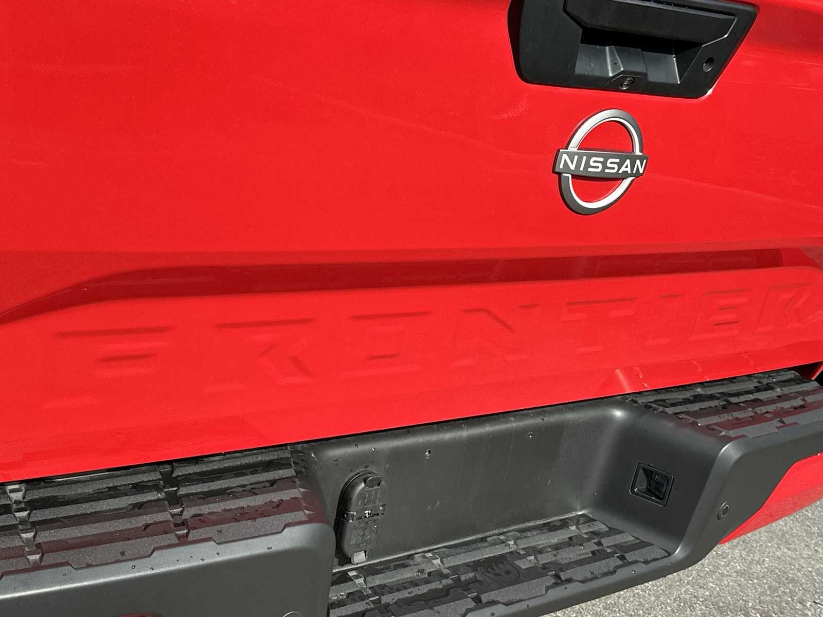 Thumbnail: 2025 Nissan Frontier - 11