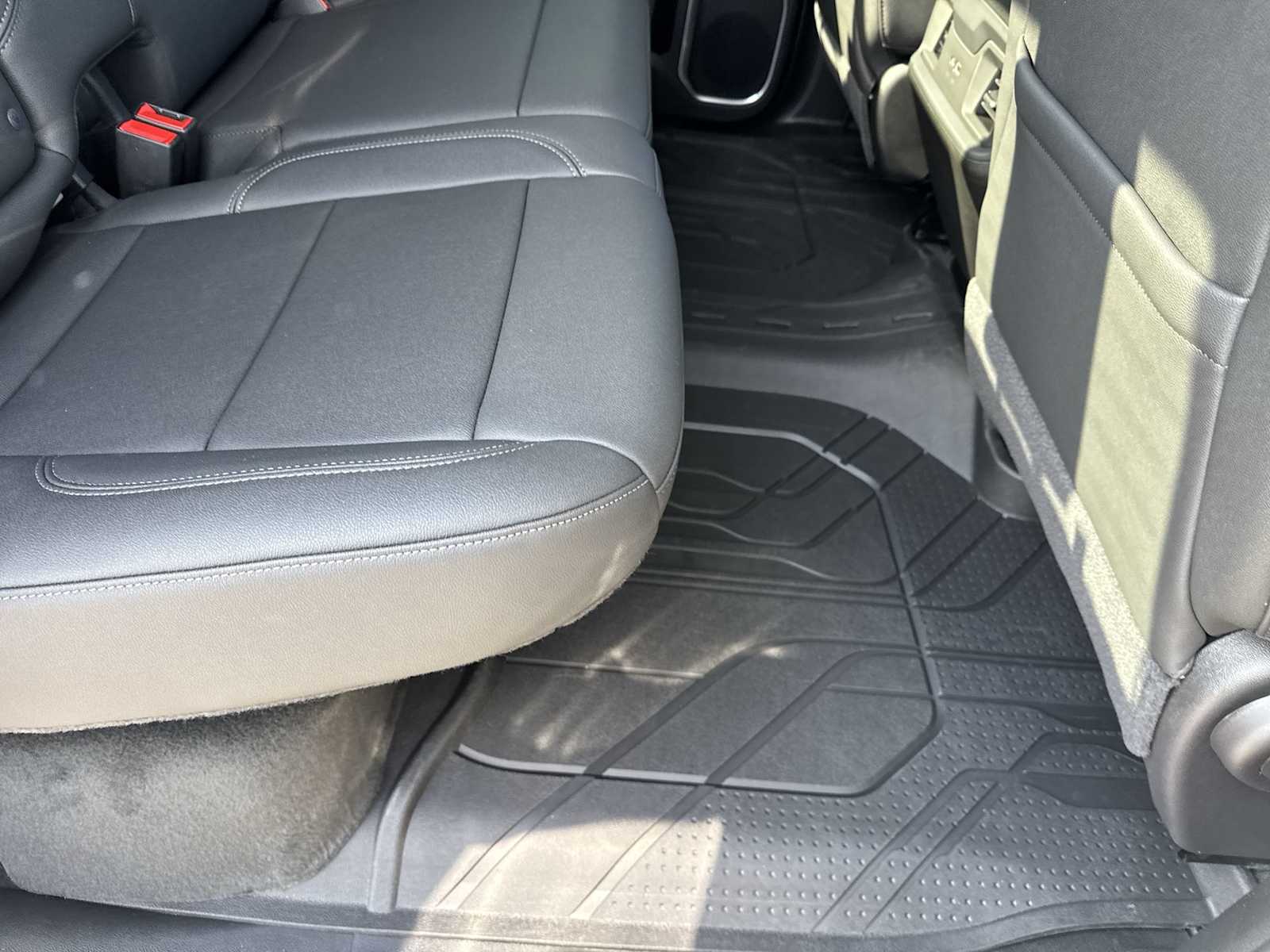 2025 Chevrolet Silverado 1500 RST 24