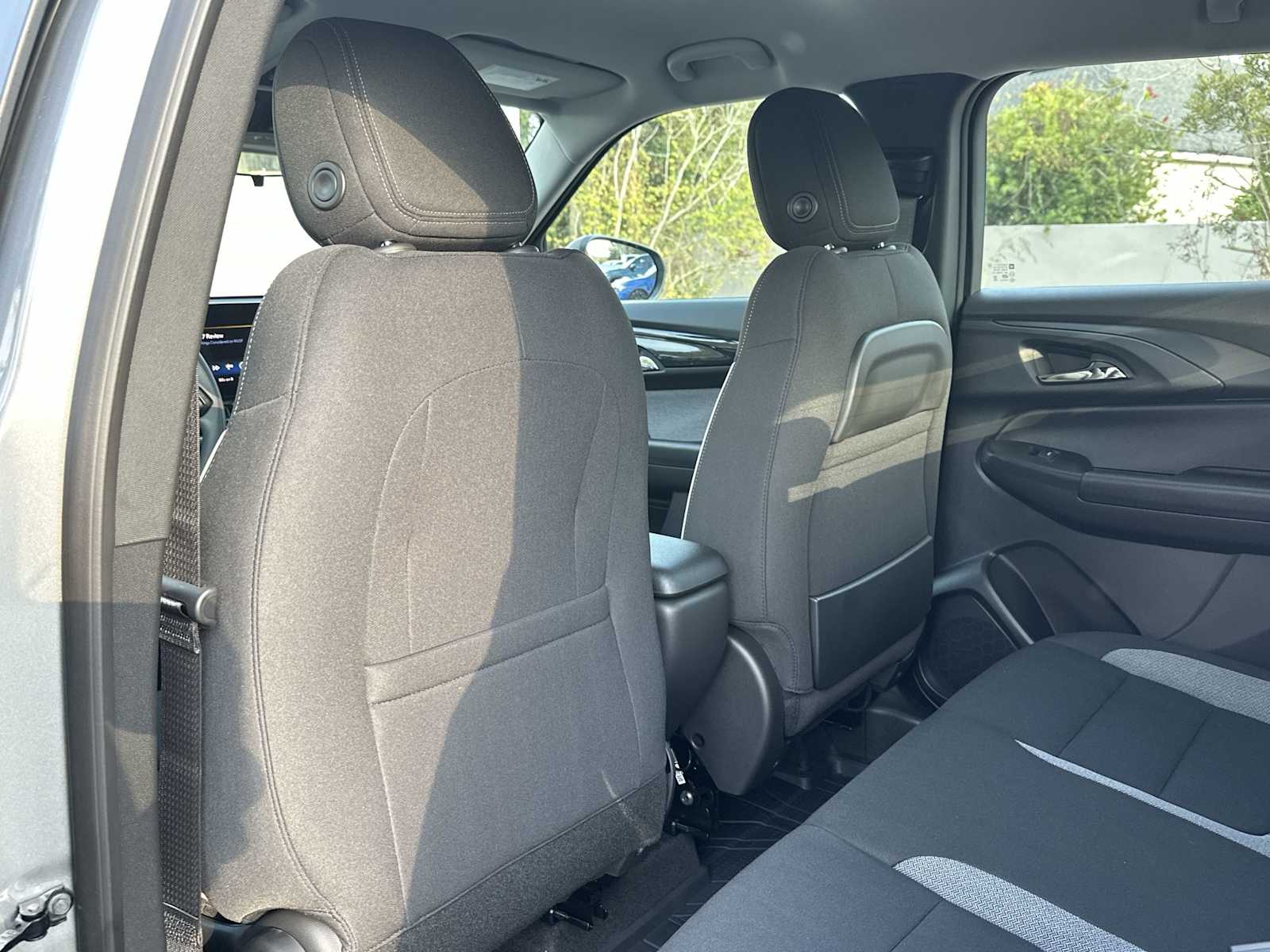 Thumbnail: 2026 Chevrolet TrailBlazer - 16