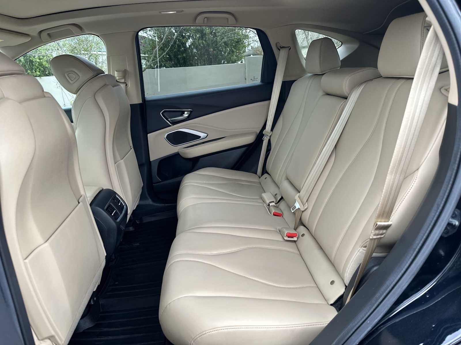 Thumbnail: 2023 Acura RDX - 18