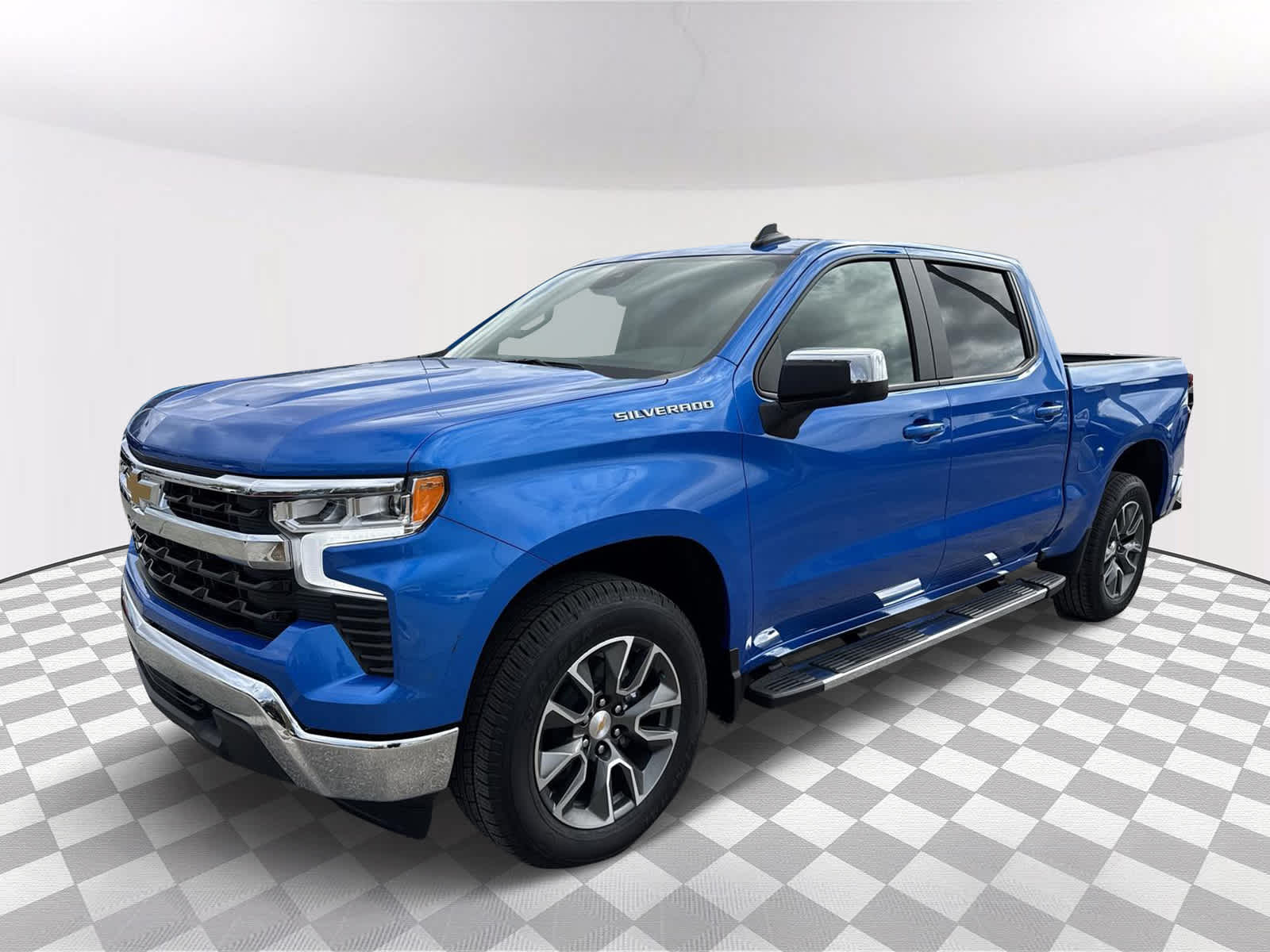 2025 Chevrolet Silverado 1500 LT -
                  Wesley Chapel, FL