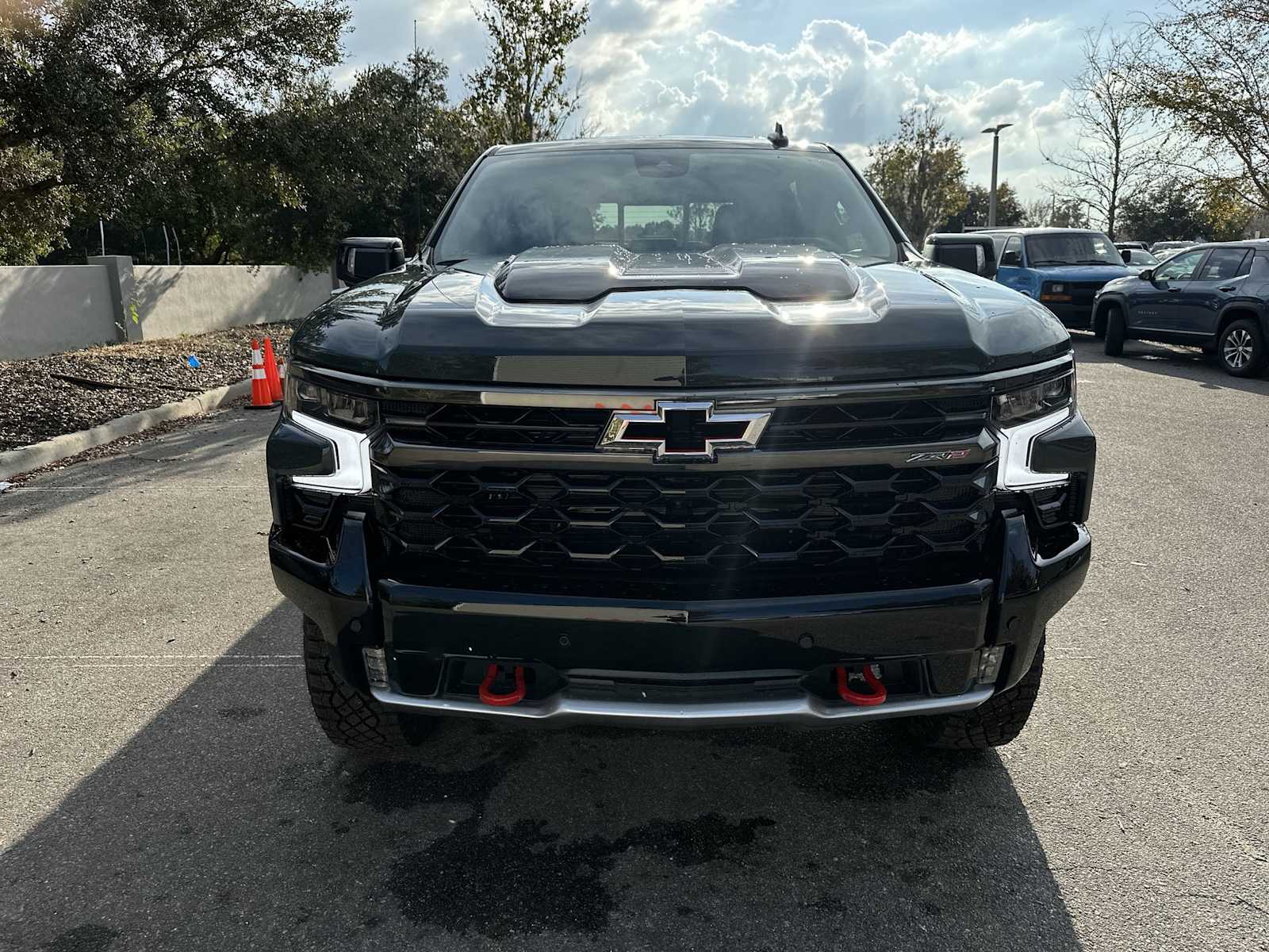 Thumbnail: 2026 Chevrolet Silverado 1500 - 9