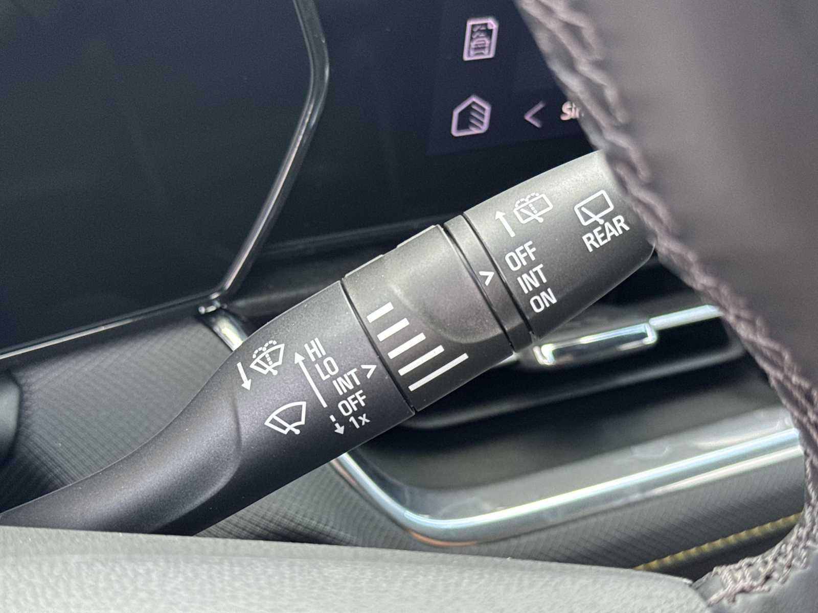 Thumbnail: 2025 Chevrolet TrailBlazer - 29