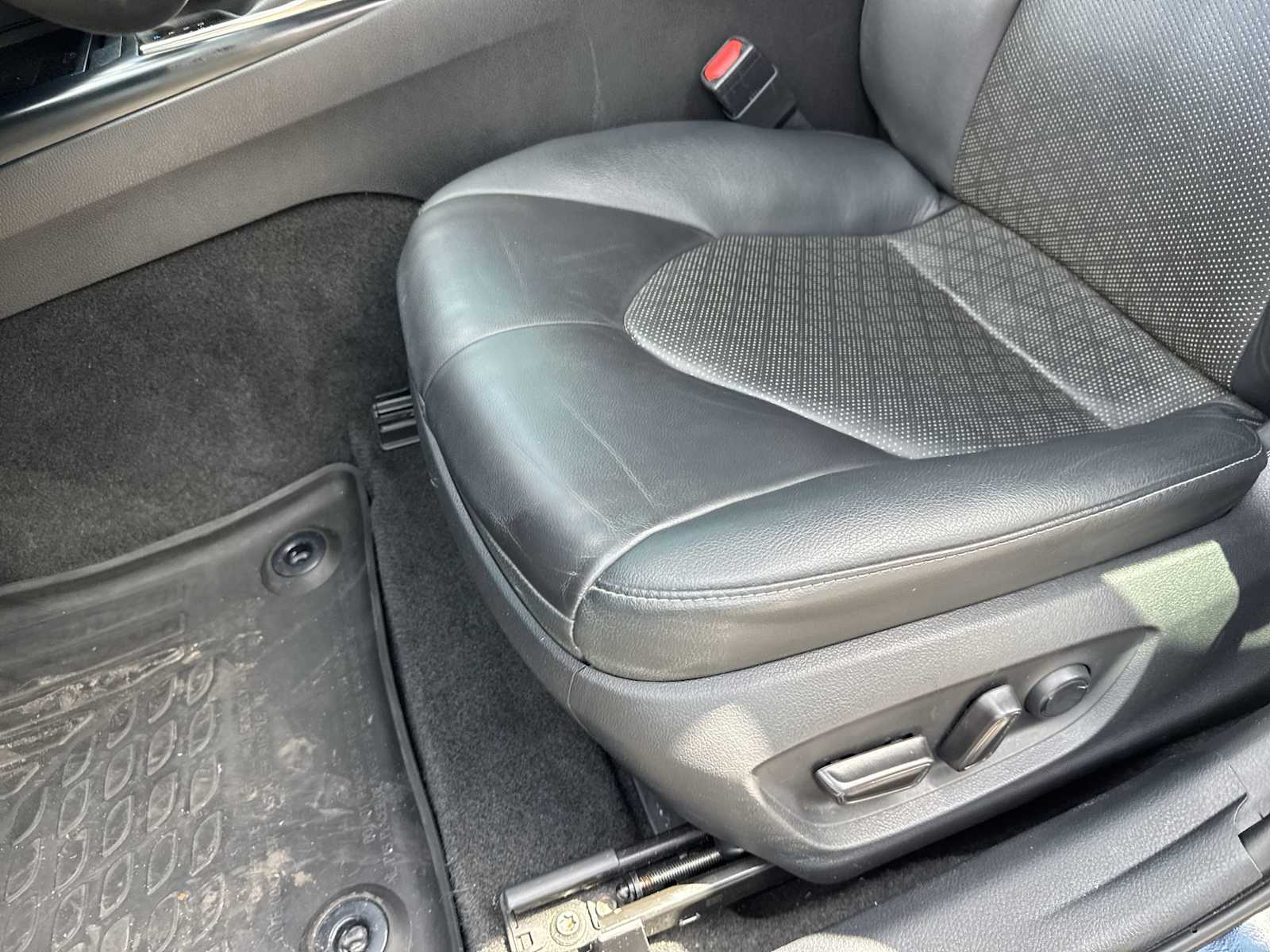 2020 Toyota Camry XSE 20