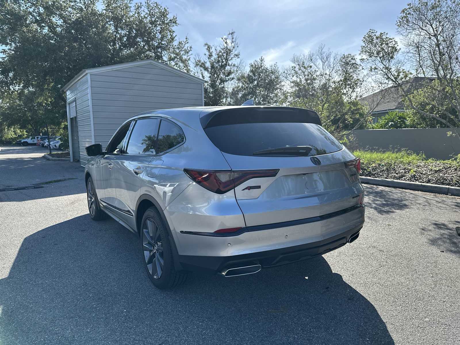 Thumbnail: 2025 Acura MDX - 4