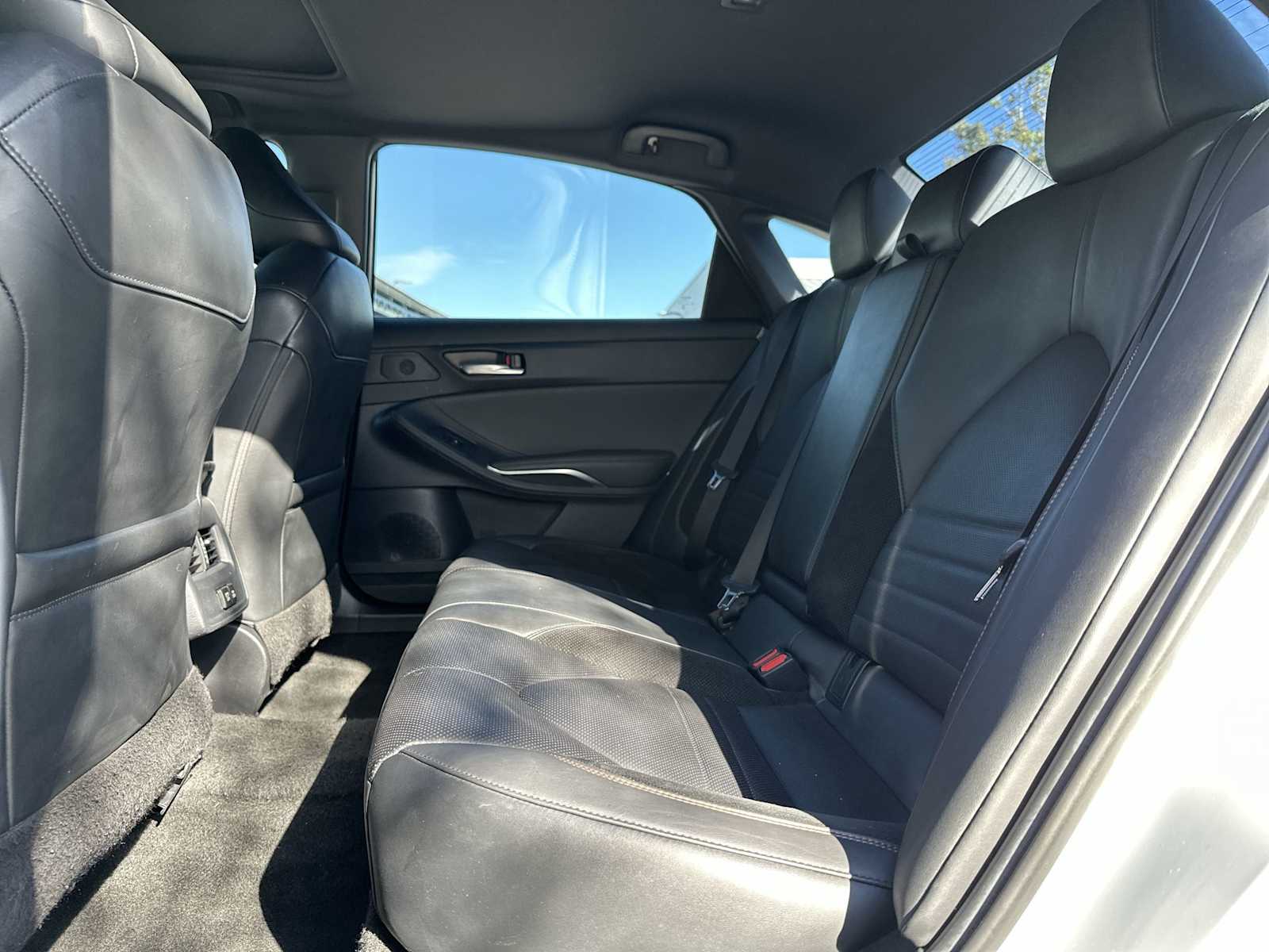 Thumbnail: 2021 Toyota Avalon - 17