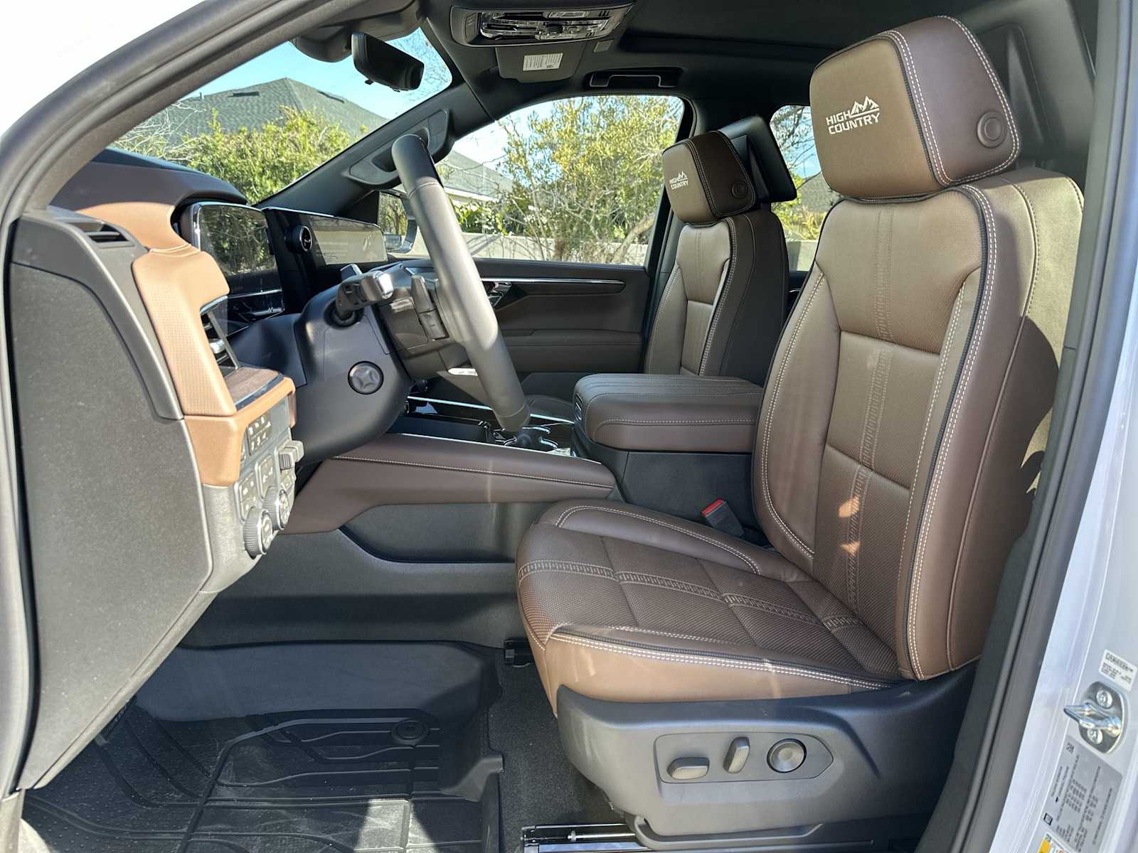 Thumbnail: 2026 Chevrolet Suburban - 15
