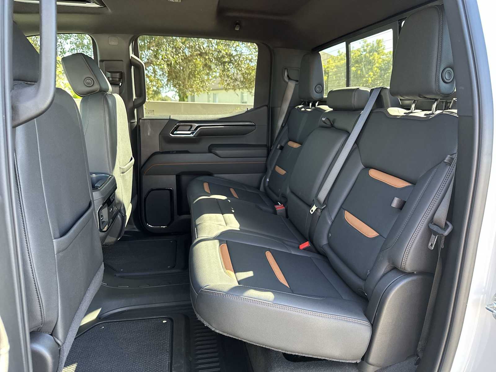 Thumbnail: 2024 GMC Sierra 1500 - 17