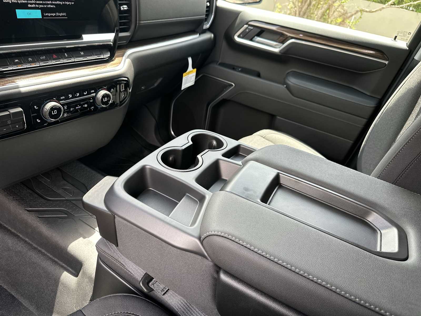 Thumbnail: 2026 Chevrolet Silverado 1500 - 21