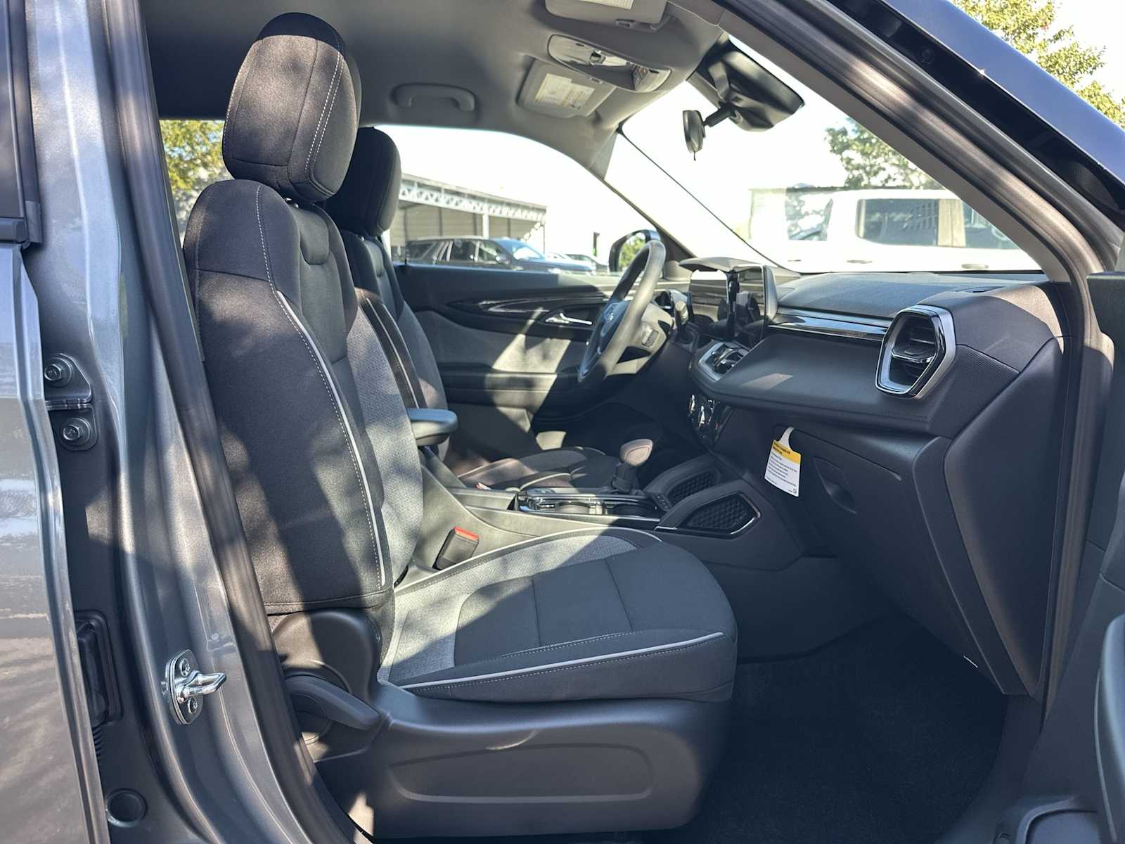 Thumbnail: 2026 Chevrolet TrailBlazer - 19