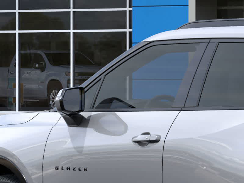 Thumbnail: 2025 Chevrolet Blazer - 12