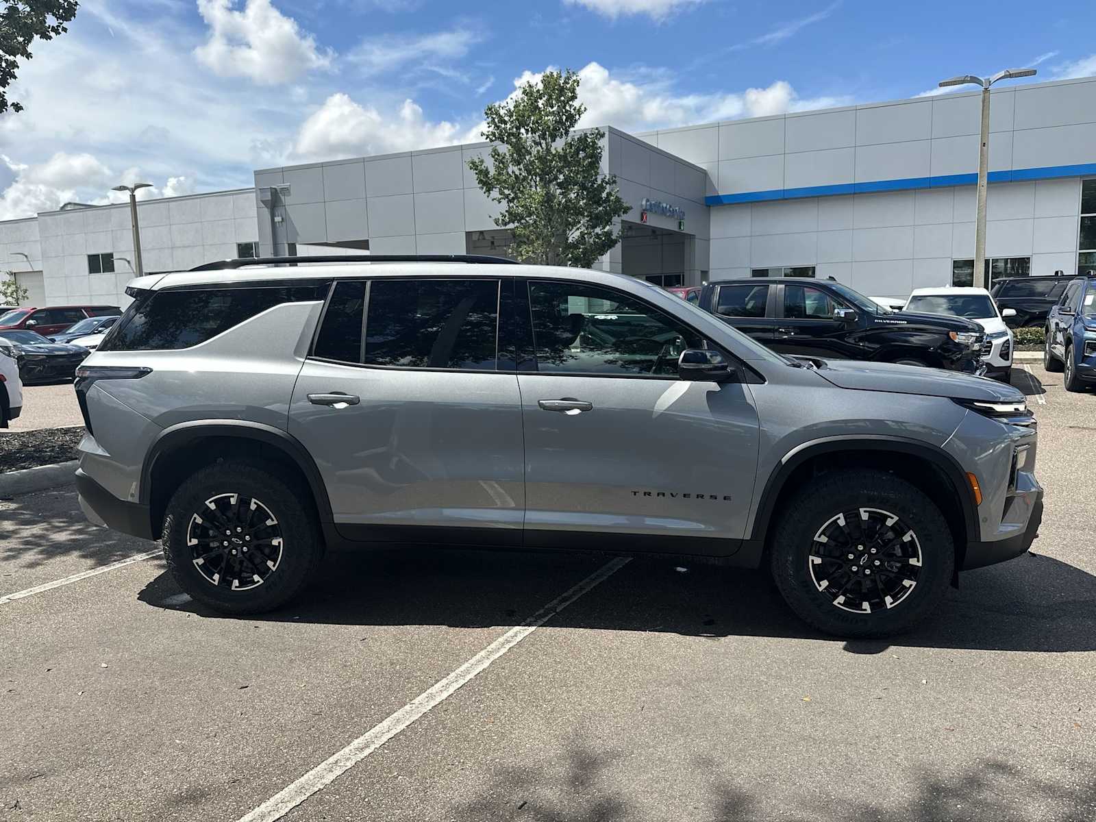 Thumbnail: 2026 Chevrolet Traverse - 7