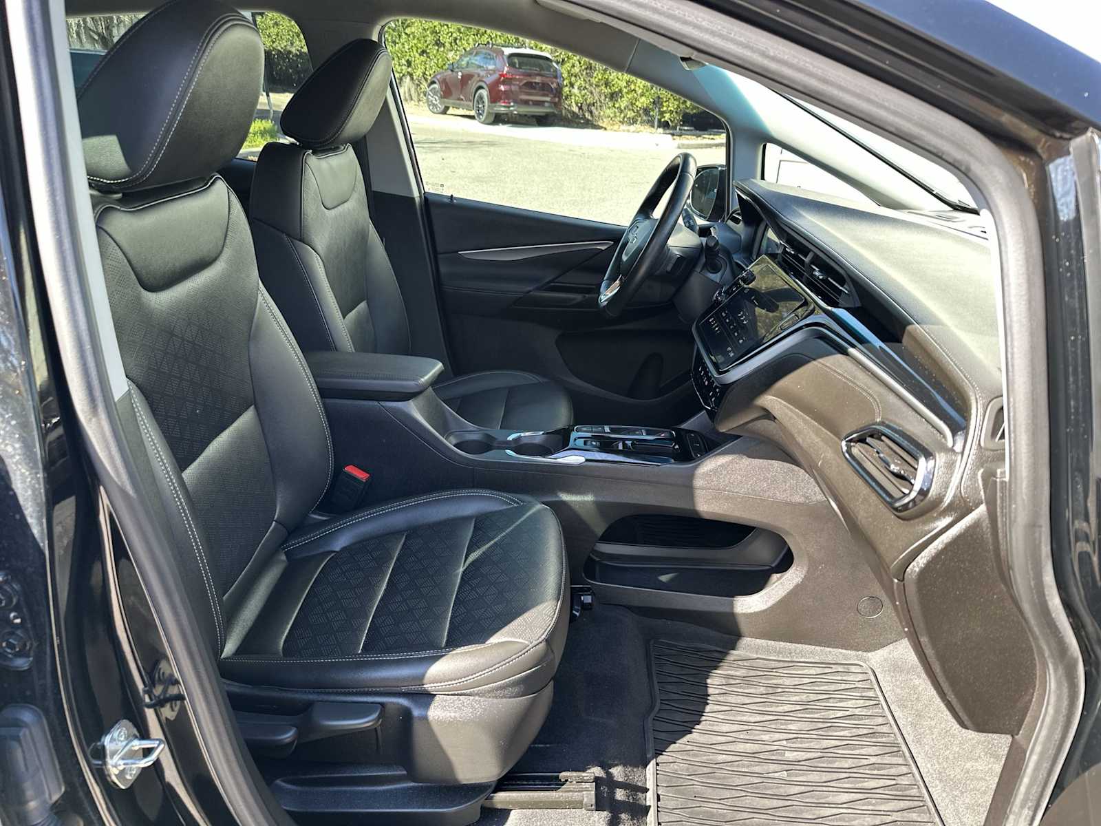 Thumbnail: 2023 Chevrolet Bolt EV - 19