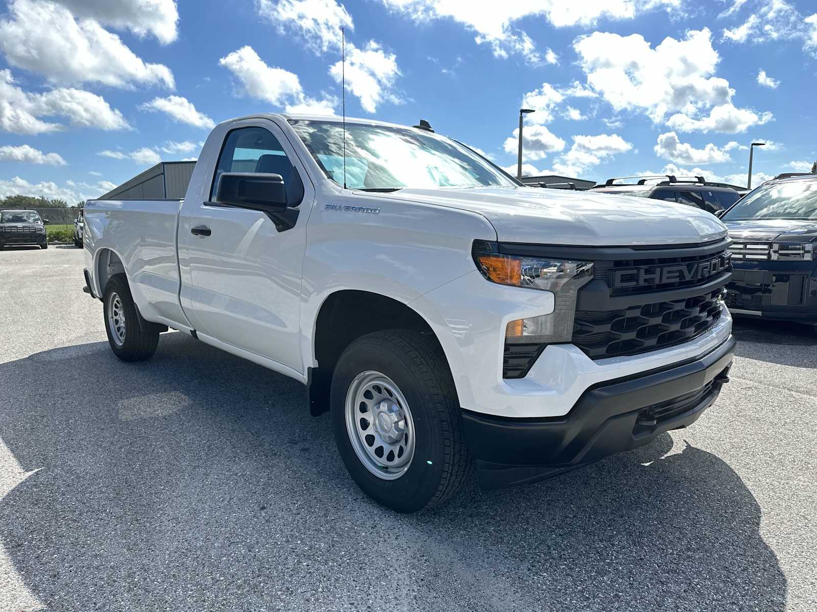 Thumbnail: 2025 Chevrolet Silverado 1500 - 8