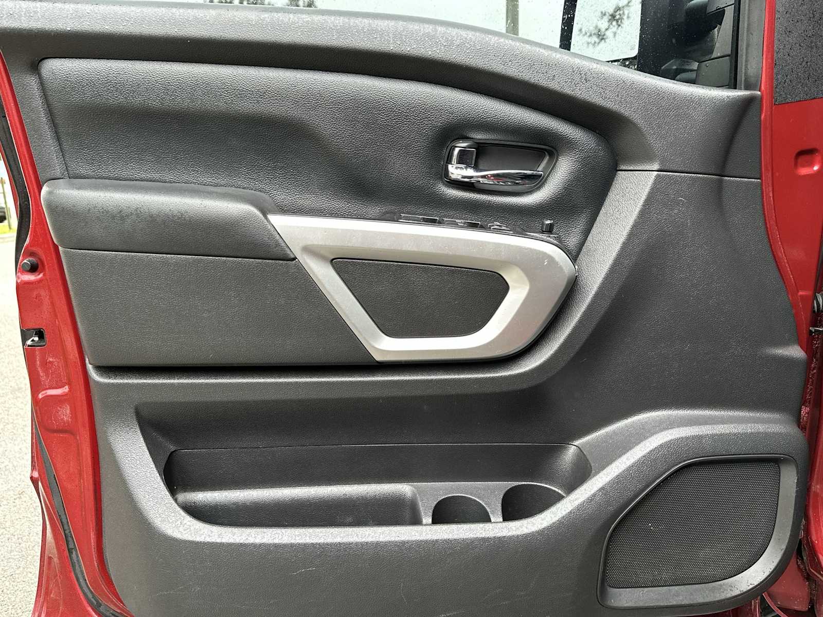 Thumbnail: 2017 Nissan Titan - 13