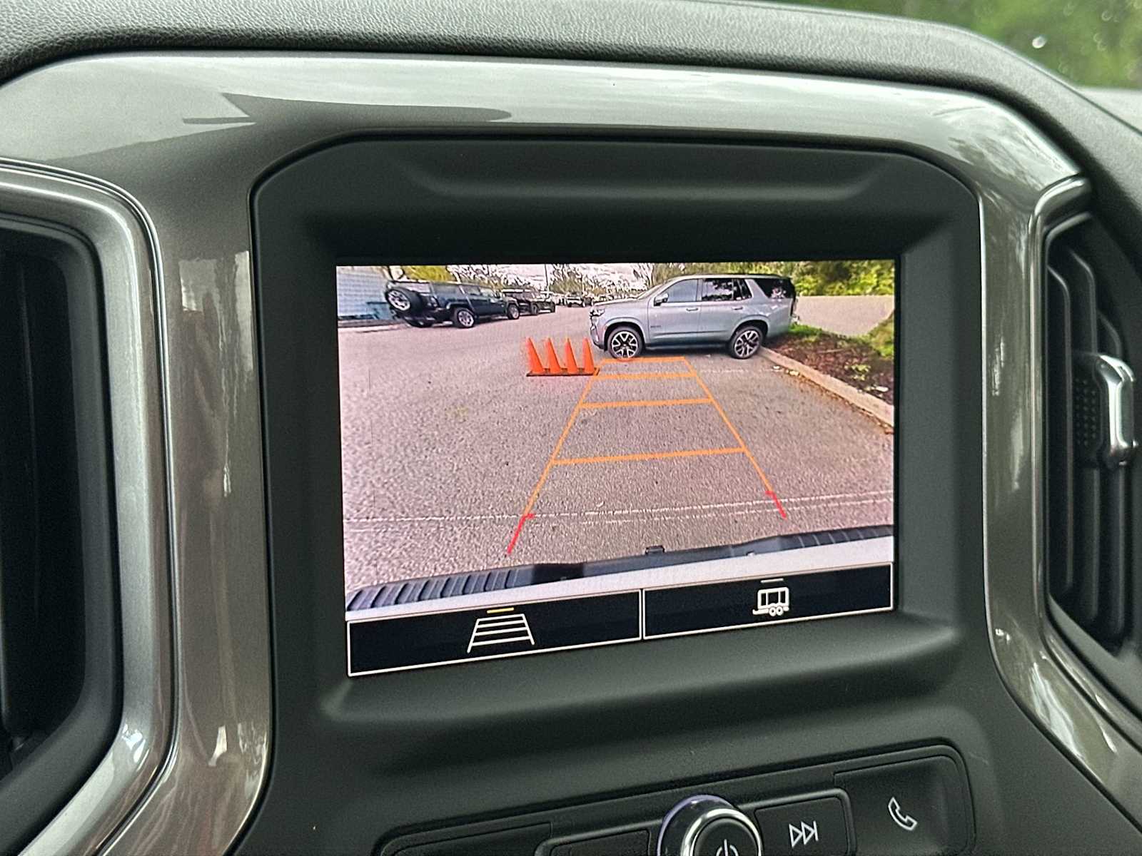 Thumbnail: 2026 Chevrolet Silverado 2500 - 22