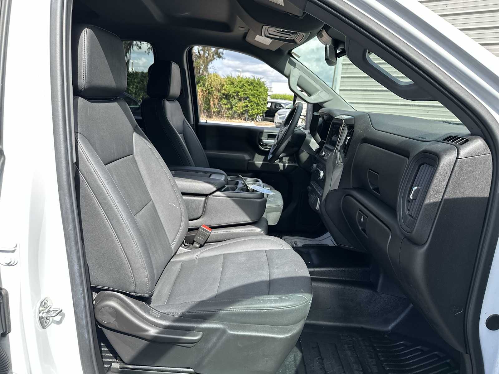 Thumbnail: 2025 Chevrolet Silverado 2500 - 19