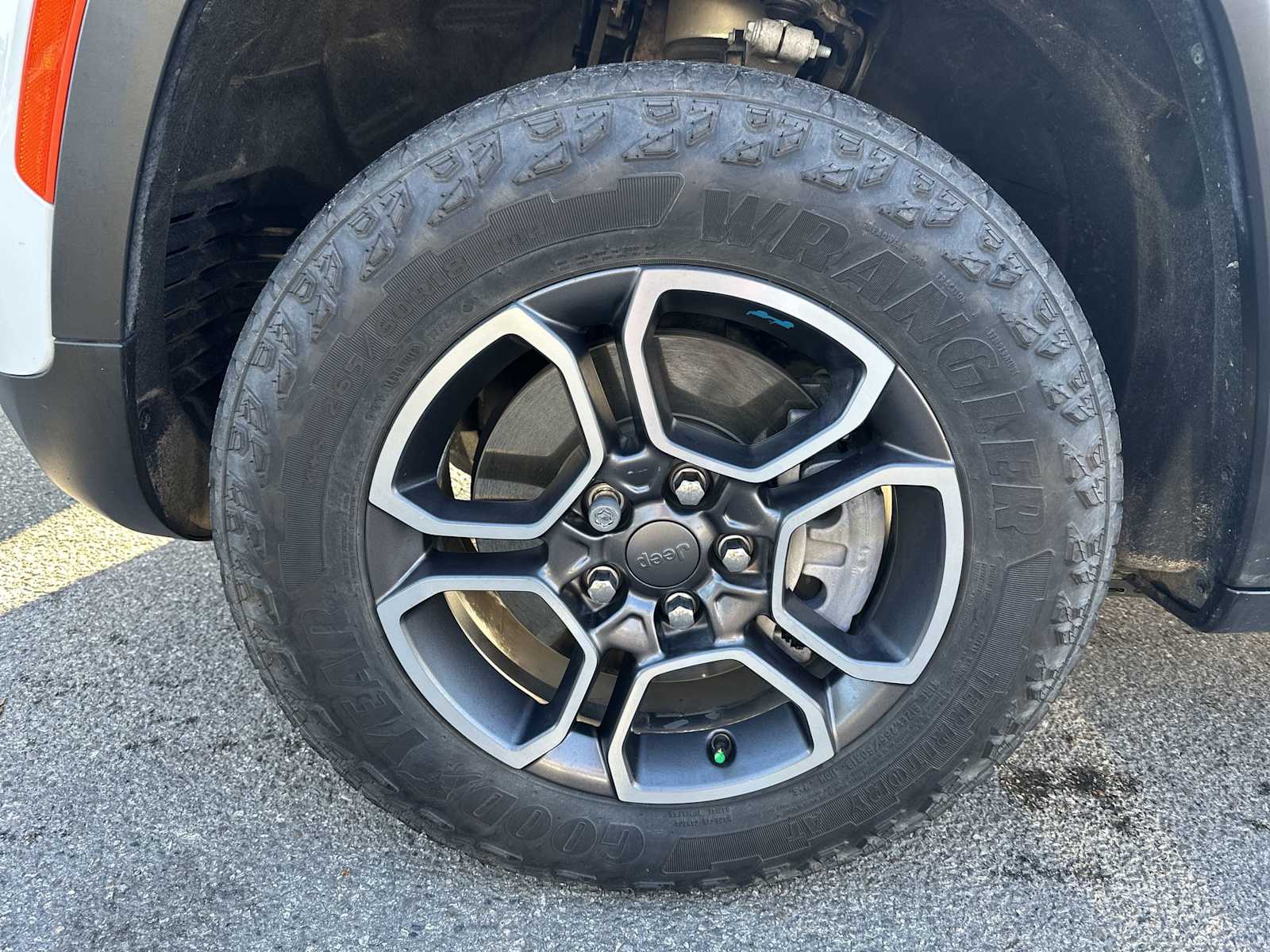 Thumbnail: 2022 Jeep Grand Cherokee - 12