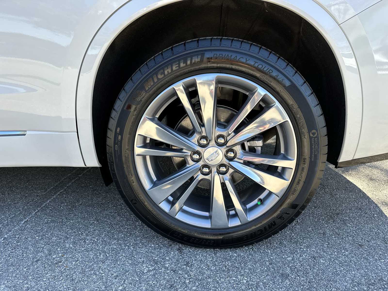 Thumbnail: 2025 Cadillac XT6 - 12