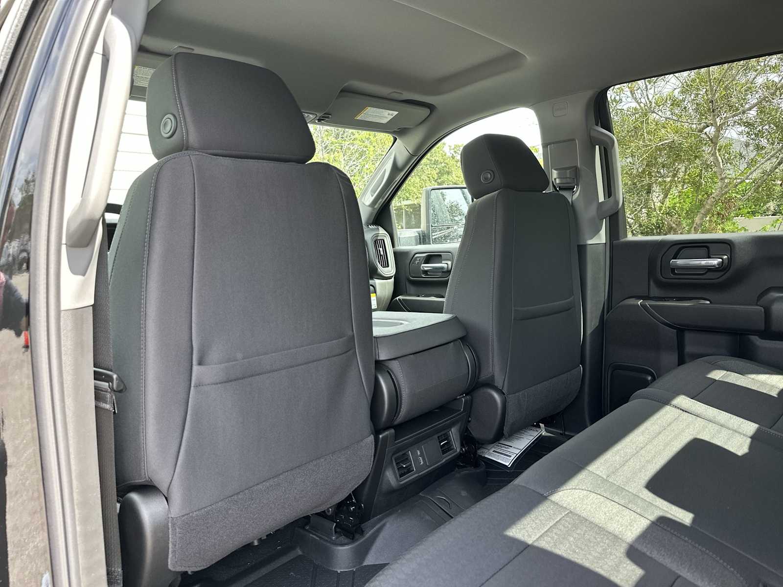 Thumbnail: 2025 Chevrolet Silverado 2500 - 16