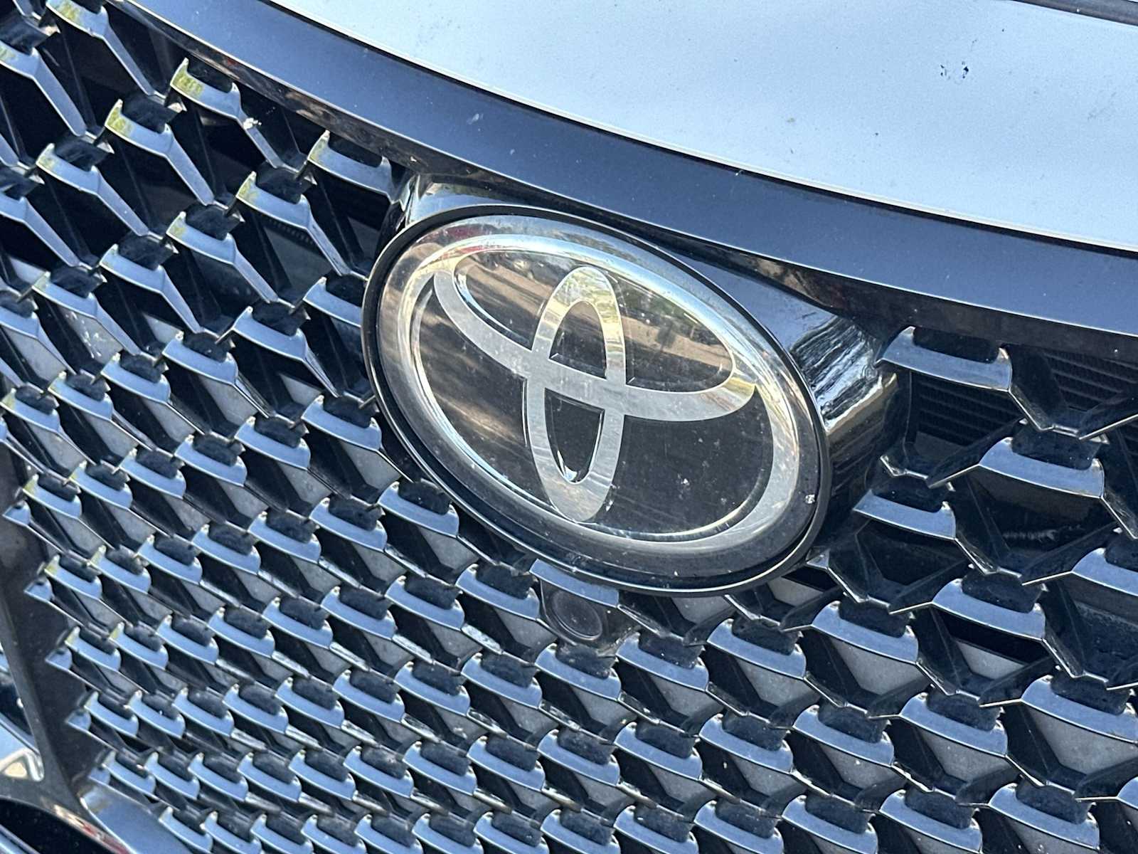 Thumbnail: 2021 Toyota Avalon - 10