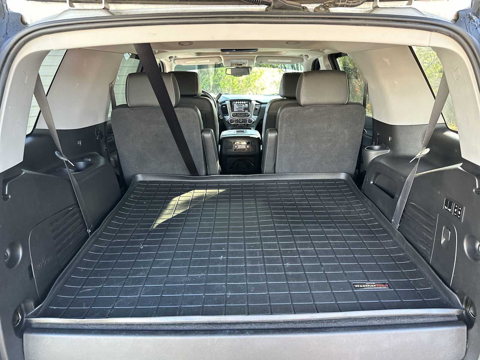 Thumbnail: 2020 Chevrolet Tahoe - 25