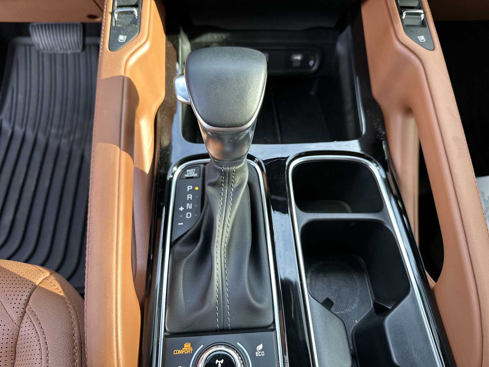 Thumbnail: 2025 Kia Telluride - 23