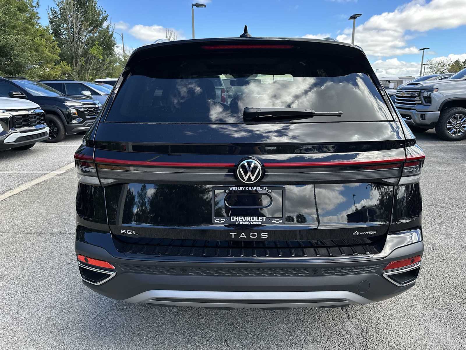 Thumbnail: 2025 Volkswagen Taos - 5