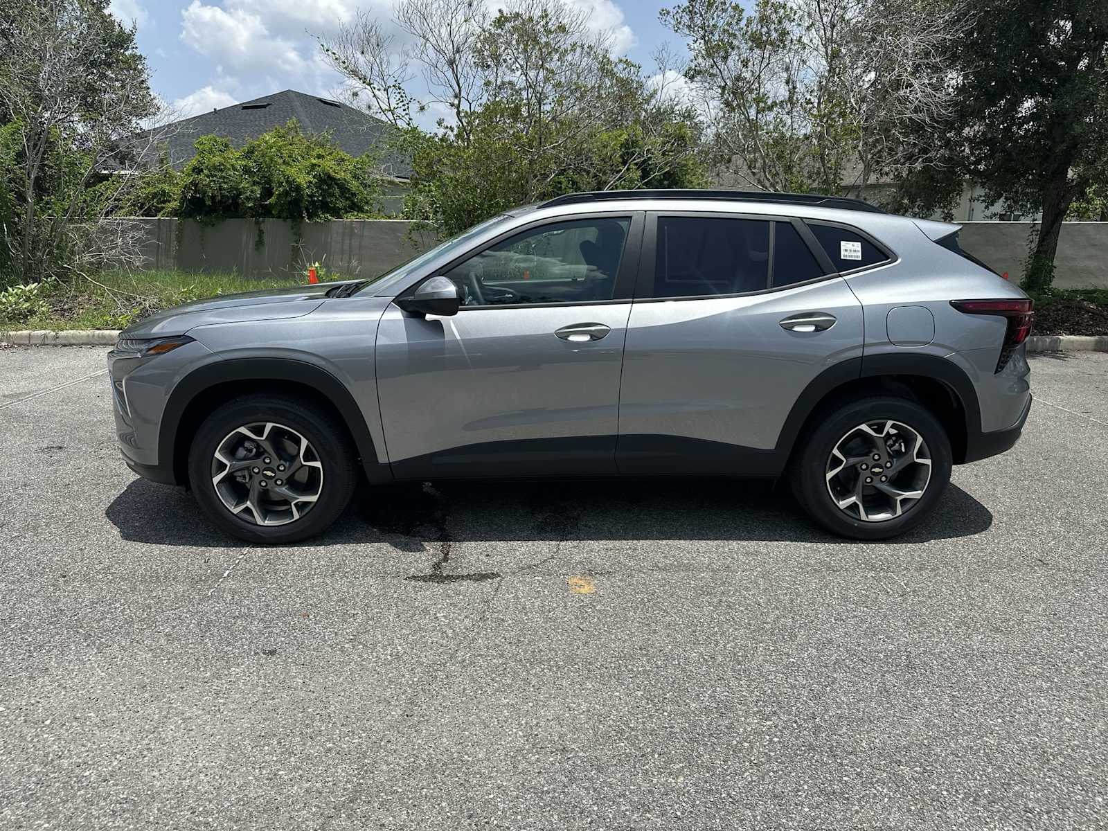 Thumbnail: 2026 Chevrolet Trax - 3