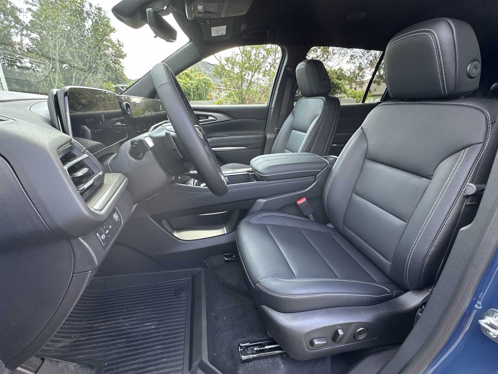 Thumbnail: 2026 Chevrolet Traverse - 15