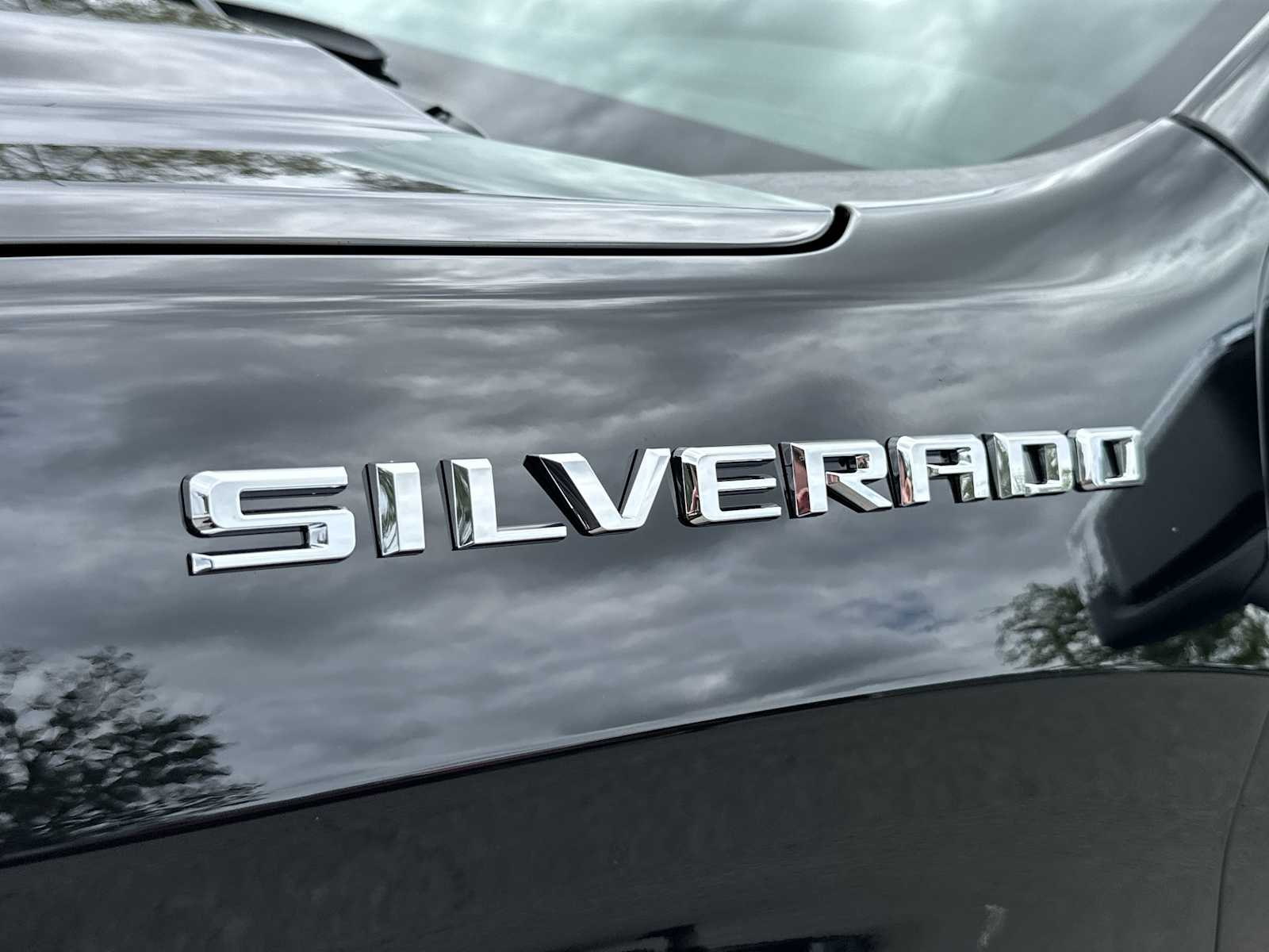 Thumbnail: 2026 Chevrolet Silverado 1500 - 12