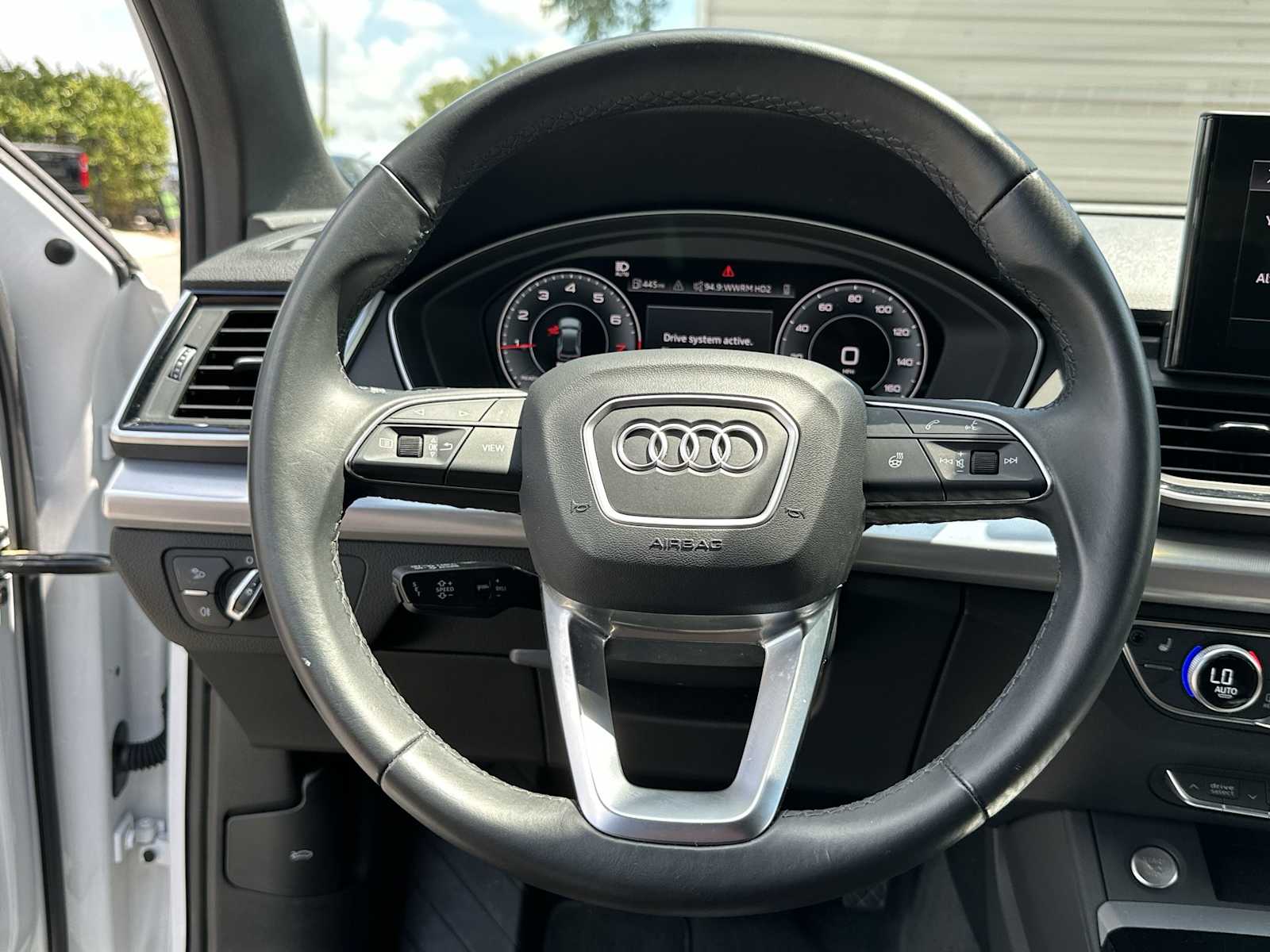 Thumbnail: 2025 Audi Q5 - 20