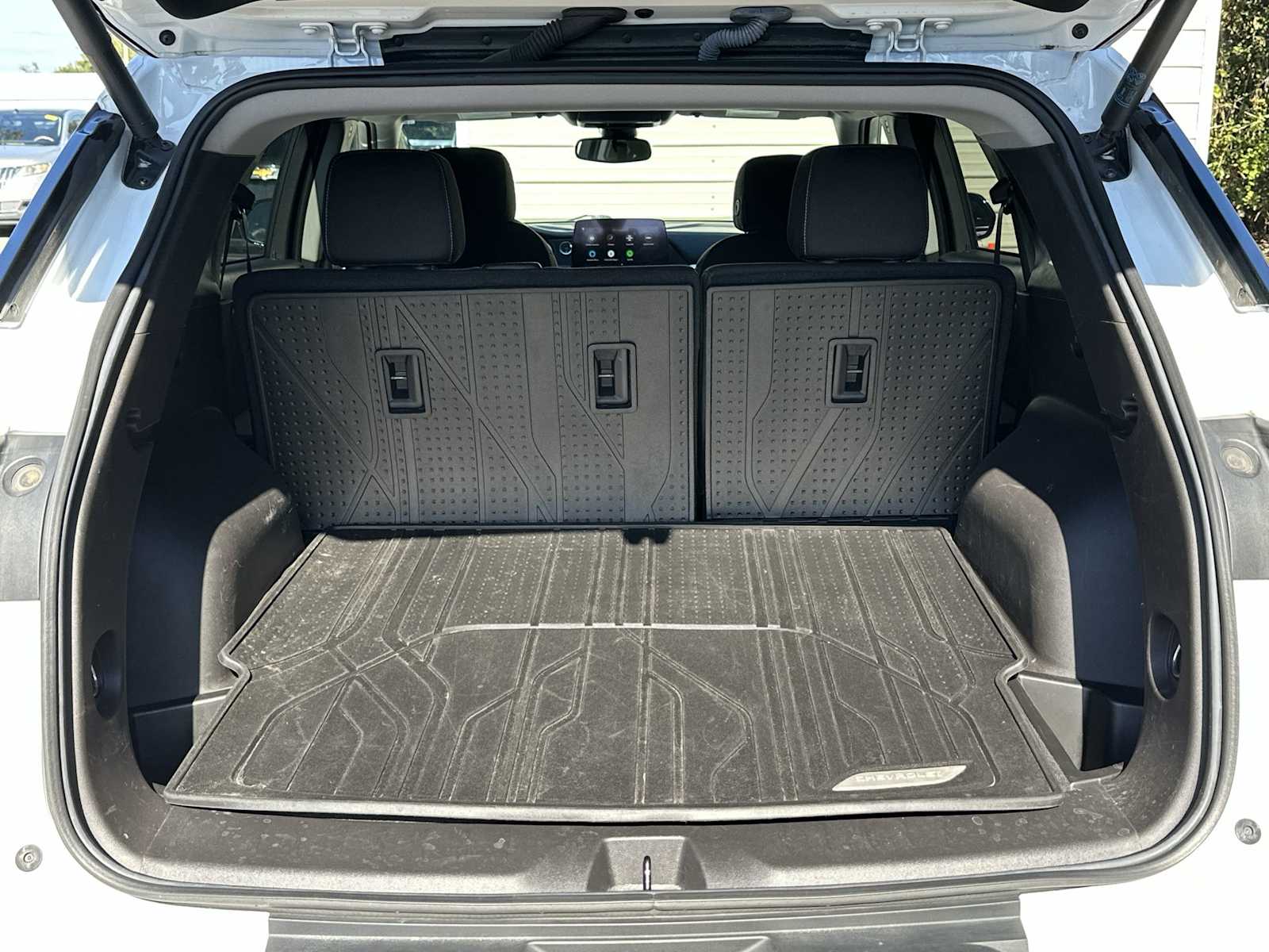 Thumbnail: 2023 Chevrolet Blazer - 25