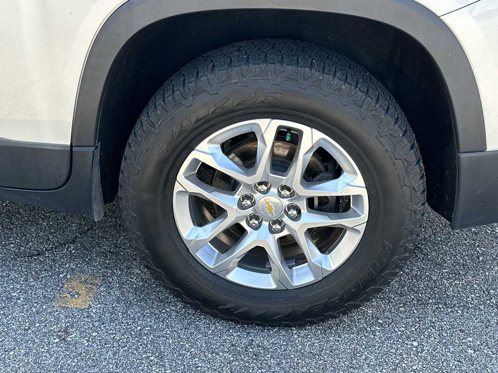 Thumbnail: 2019 Chevrolet Traverse - 12