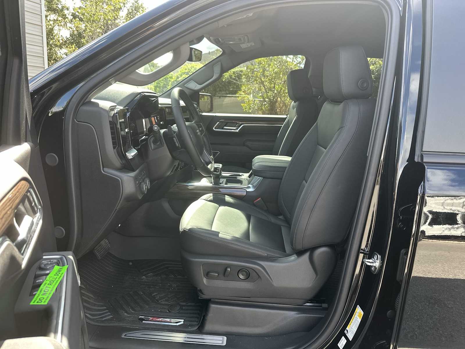 Thumbnail: 2026 Chevrolet Silverado 1500 - 2