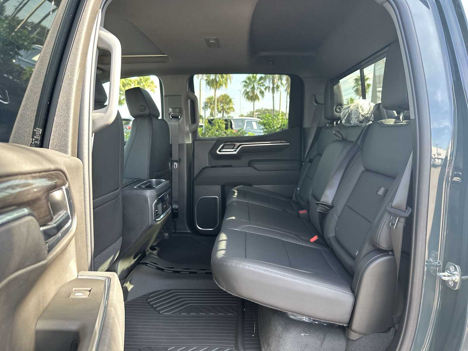 Thumbnail: 2026 Chevrolet Silverado 1500 - 17