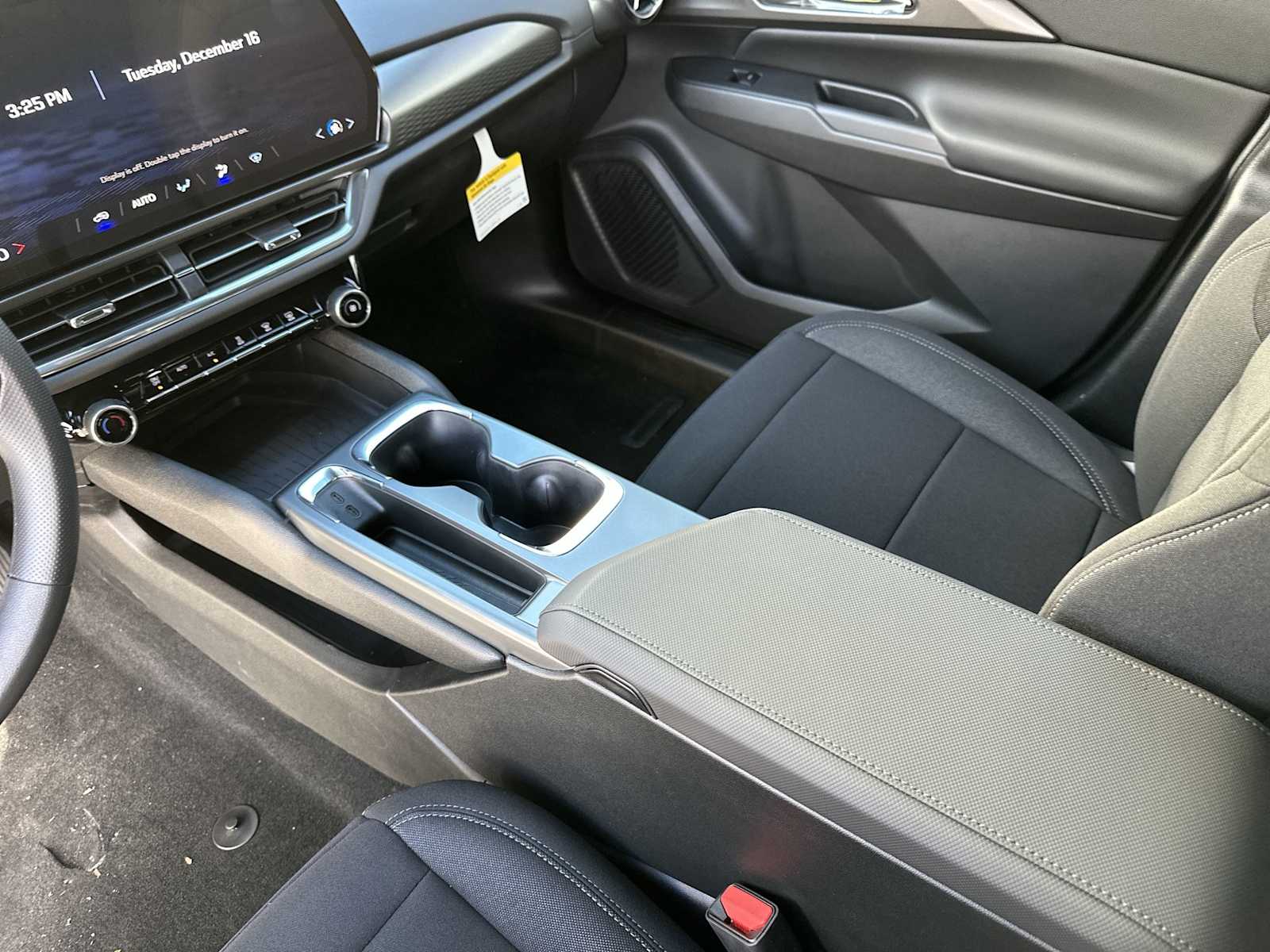 Thumbnail: 2026 Chevrolet Equinox - 21