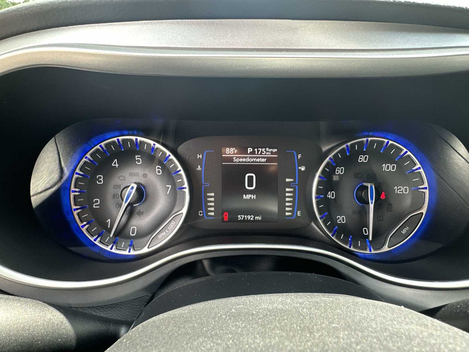 Thumbnail: 2020 Chrysler Pacifica - 24