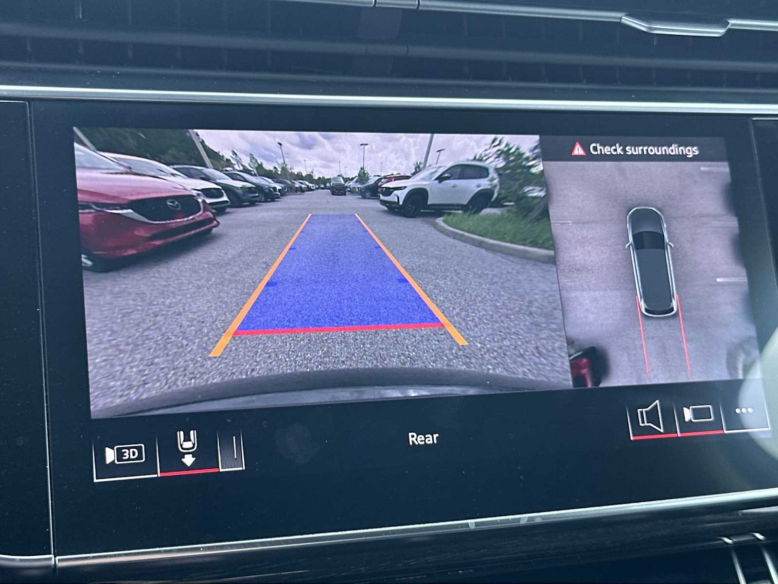 Thumbnail: 2024 Audi Q7 - 22