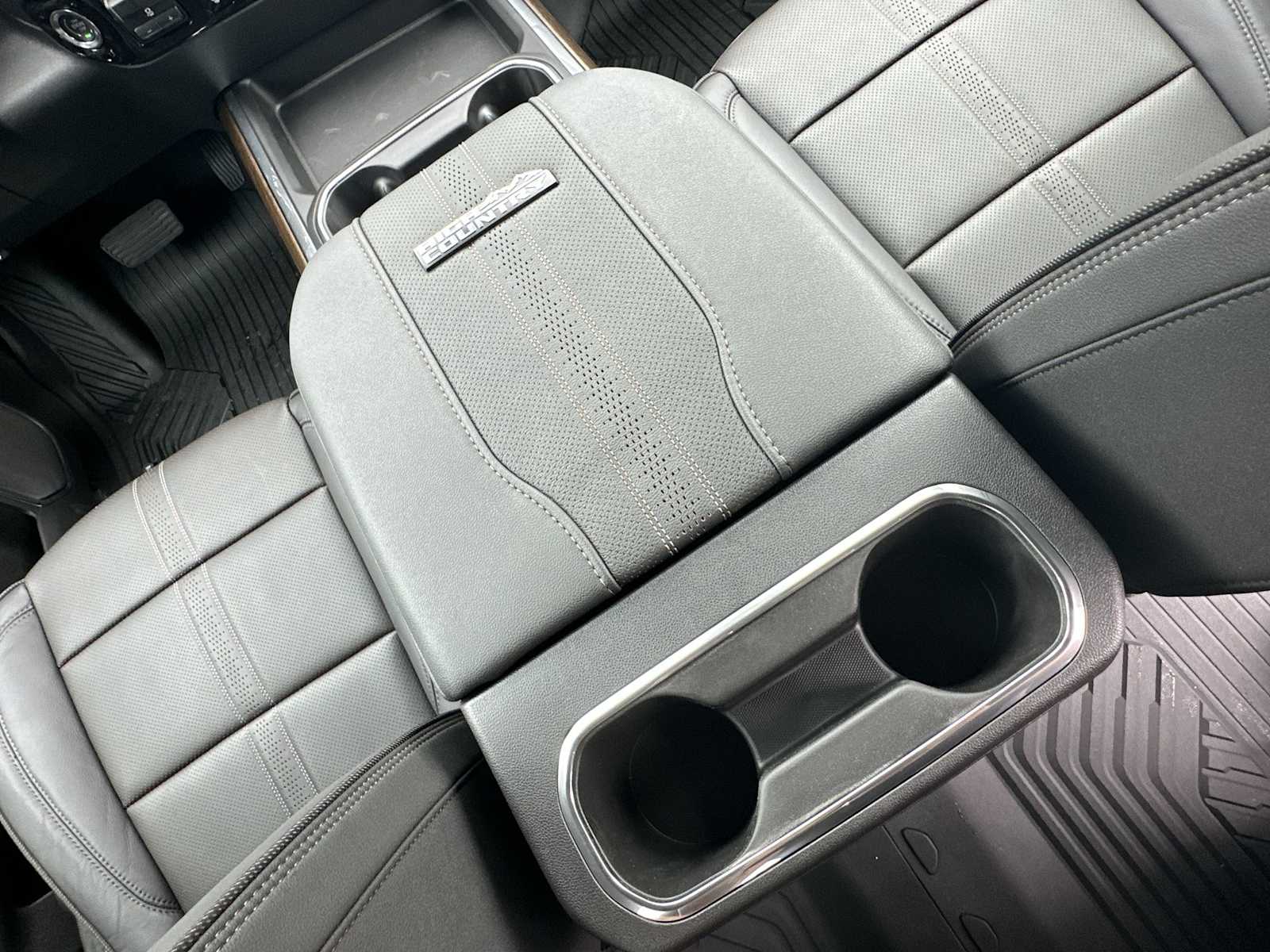 Thumbnail: 2025 Chevrolet Silverado 2500 - 21